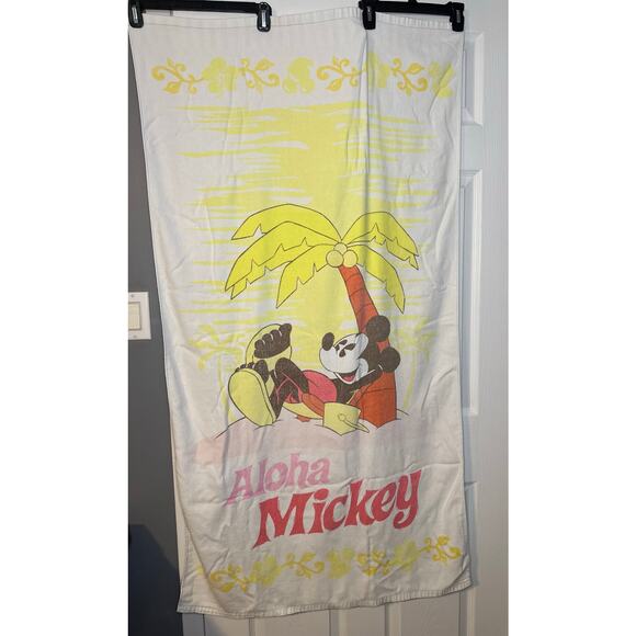Vintage Aloha Mickey Mouse White Beach Towel has fade 60X30 - Picture 6 of 6